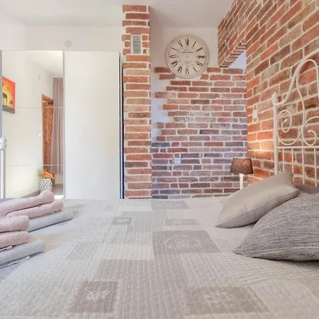 Enio Novigrad Istria