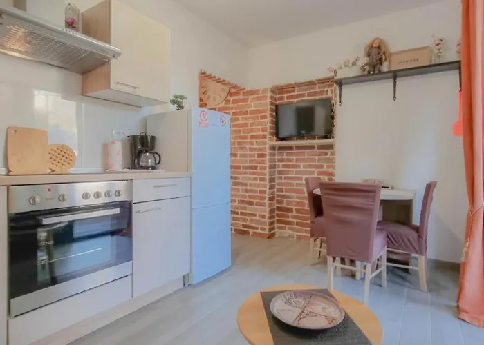 Enio * Novigrad Istria