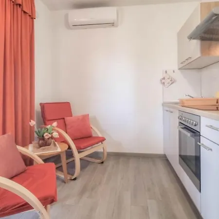 Enio Novigrad Istria